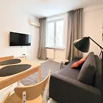 Warsaw Concierge Hoza Corner