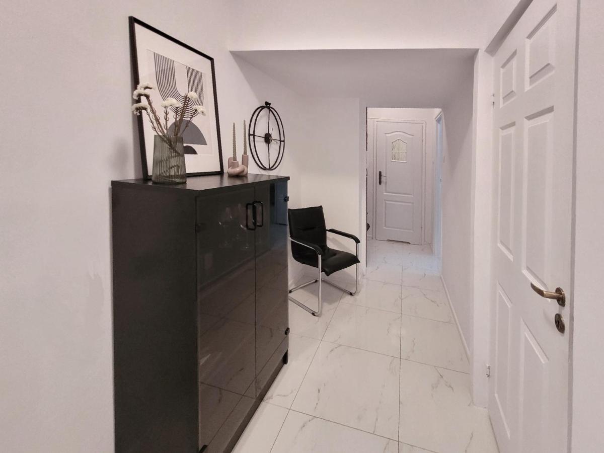 Concierge Hoza Corner Apartament *